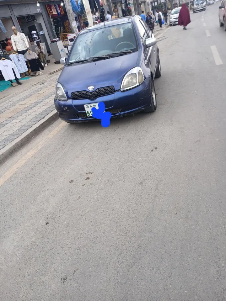 Toyota Vitz 2001 Automatic – photo 4