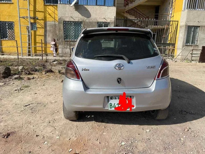 Toyota Yaris Compact 2006 – photo 4