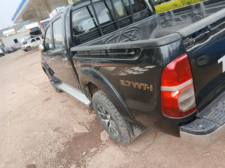 Toyota Hilux Double Cab 2014 – photo 4
