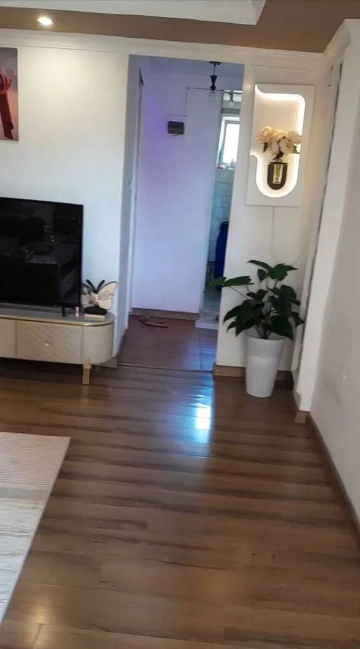 One Bedroom Summit Condominium 47sqm – photo 4