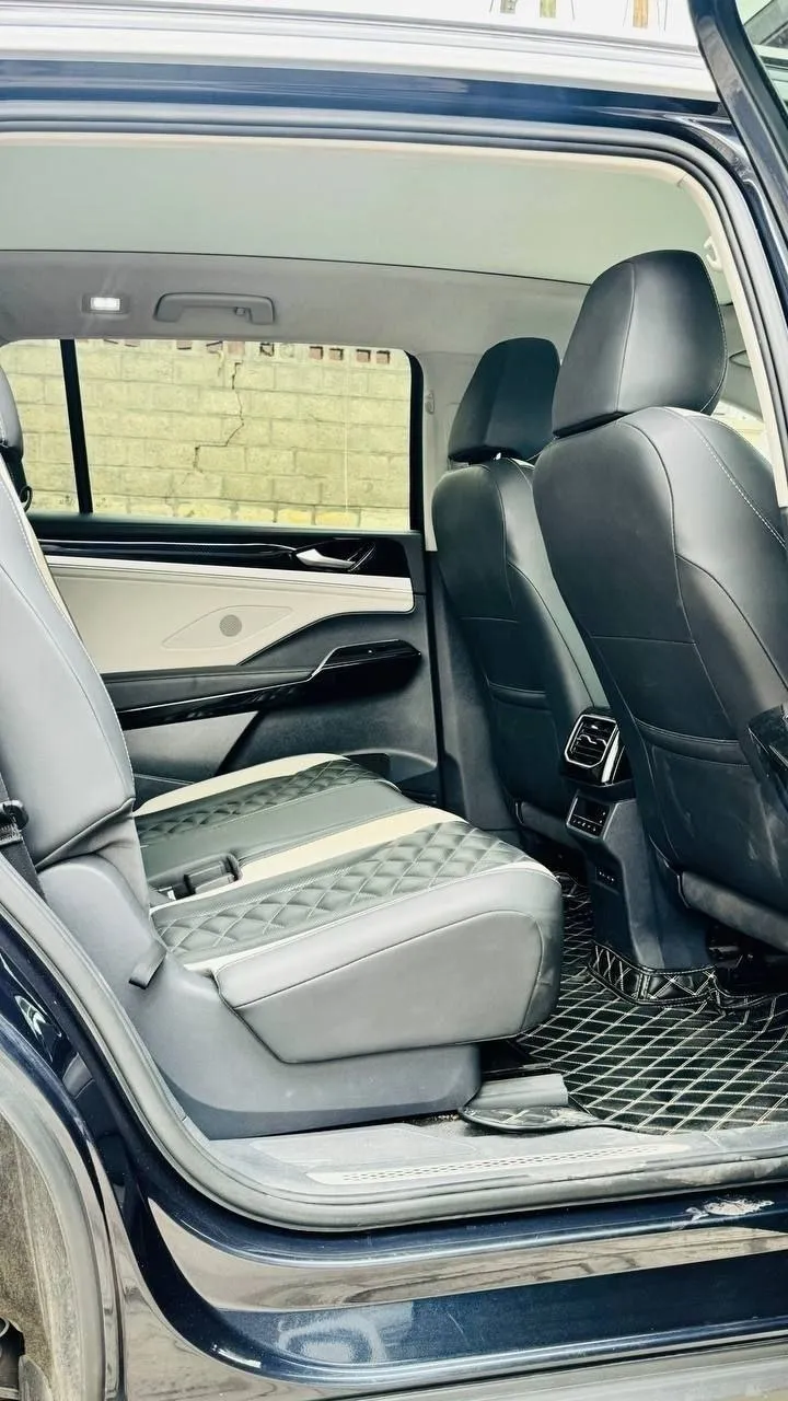 Volkswagen ID.6 Crozz Pro EV 2022 – photo 4