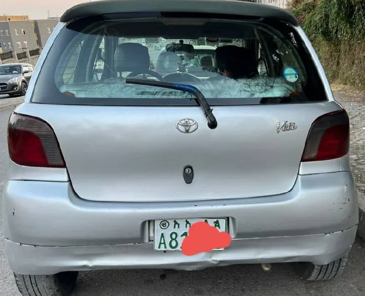 Toyota Vitz 2001 Manual – photo 4