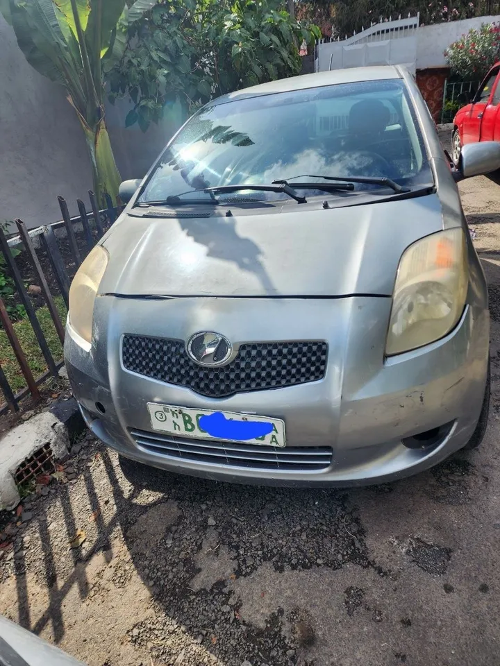 Toyota Yaris Compact 2007 Automatic – photo 4