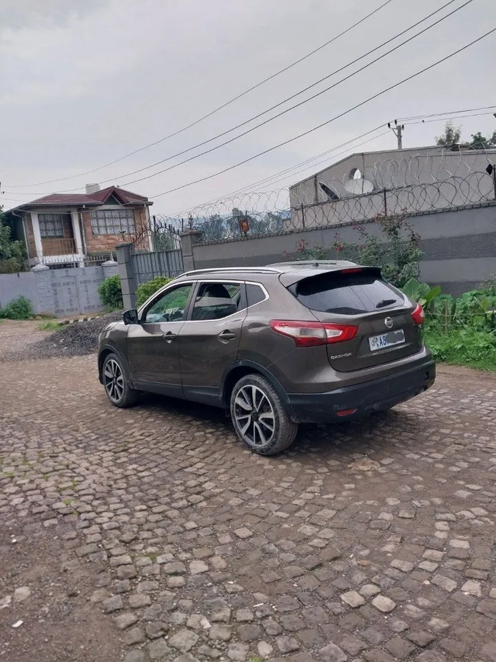 2017 Nissan Qashqai Automatic – photo 4