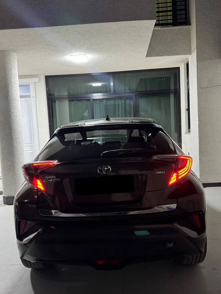 Toyota C-HR 2017 1.2T AWD – photo 8
