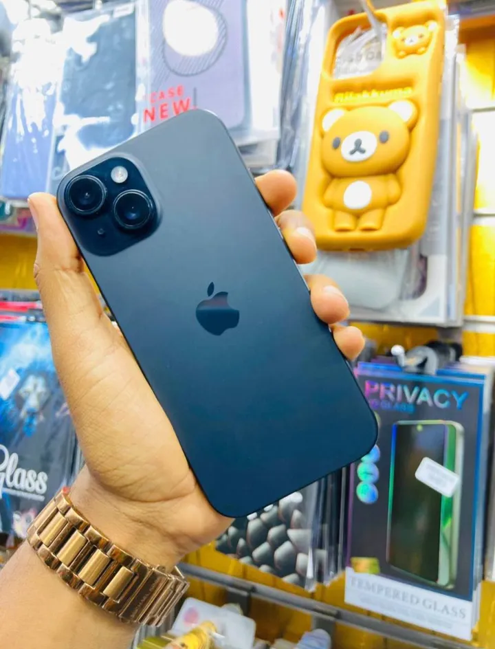 iPhone 15 128GB – photo 3