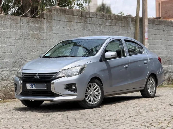 Mitsubishi Attrage 2021 Sedan – photo 3