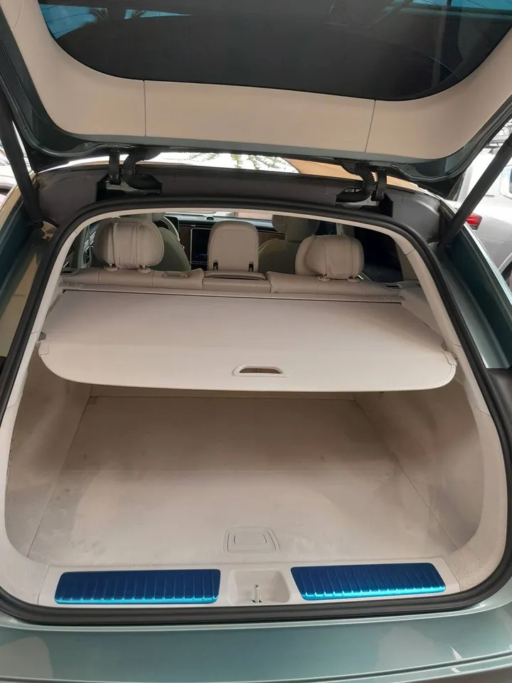 Mercedes EQE 500 Electric SUV – photo 4