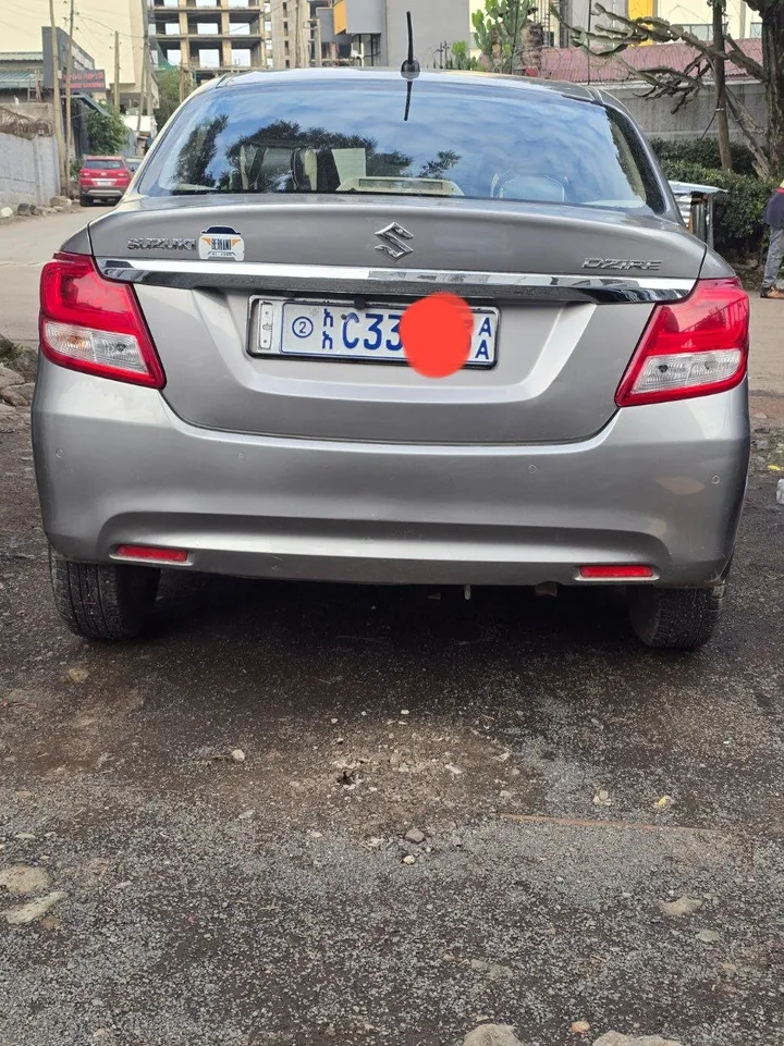 Suzuki Dzire 2022 Automatic – photo 5