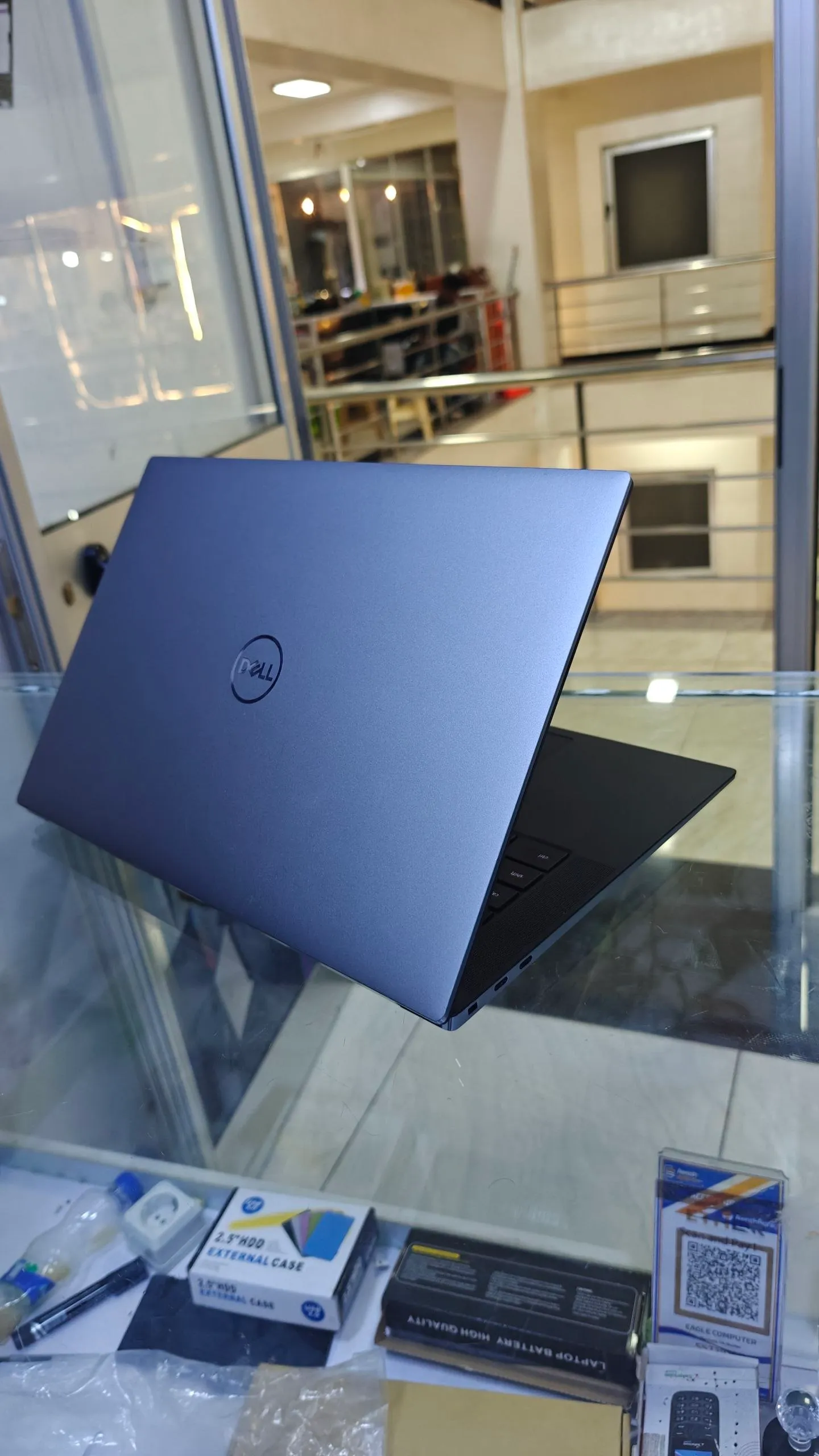 Dell Precision 5560 i7 Workstation Laptop – photo 3