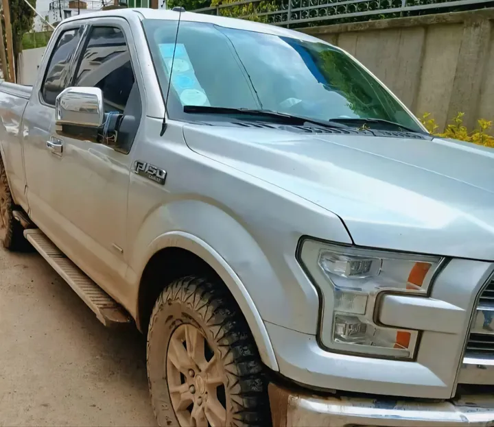Ford F150 Lariat 2017 Full Option – photo 3