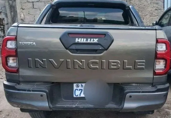 Toyota Hilux Invincible Double Cab 2021 – photo 4