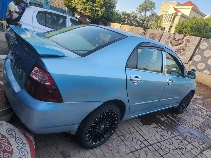Toyota Corolla 2006 Manual – photo 3