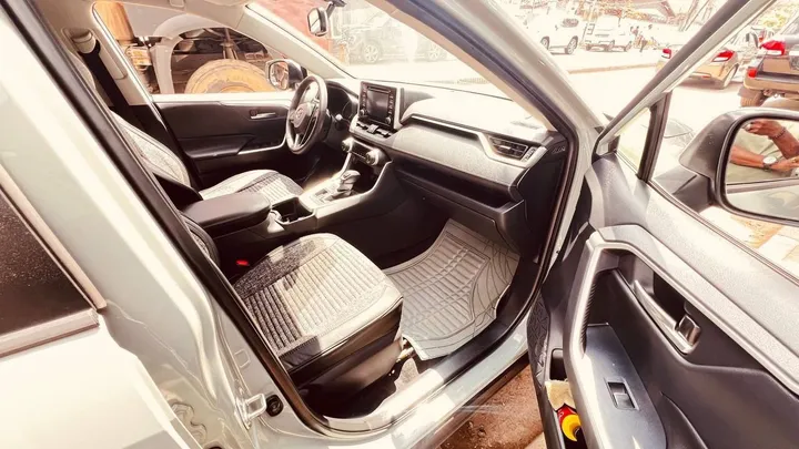 Toyota Rav4 2020 4WD – photo 7
