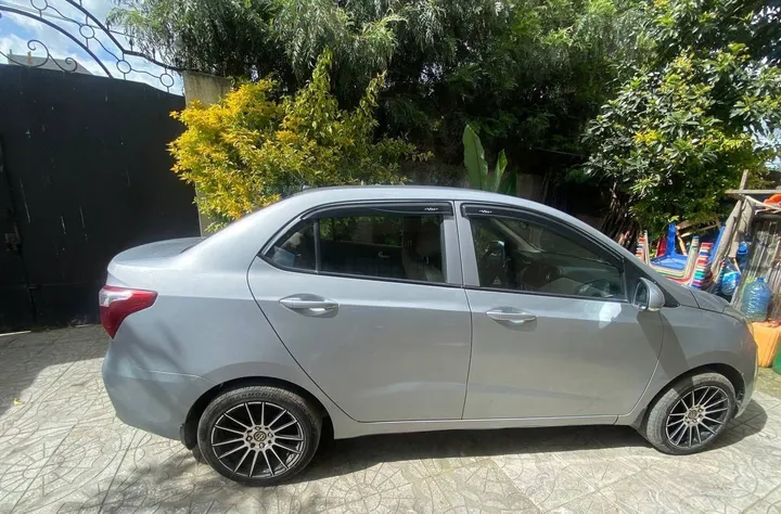 Hyundai Grand i10 2020 Automatic – photo 3