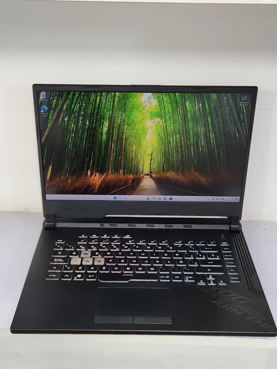 Asus ROG Strix i7 RTX 2060 Laptop – photo 4