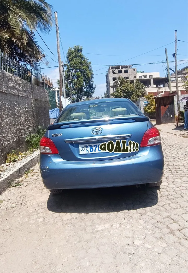 Toyota Yaris Belta 2010 – photo 3