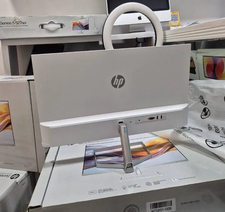 HP Series 5 527sw 27 Inch Monitor – photo 4