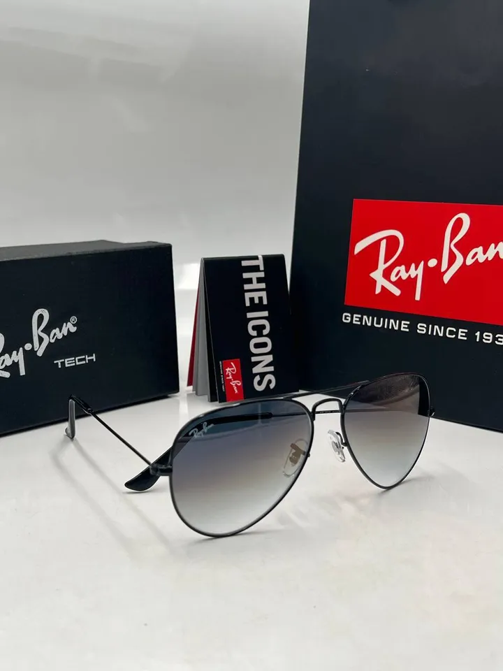 Ray-Ban Aviator Classic RB3025 Sunglasses – photo 3