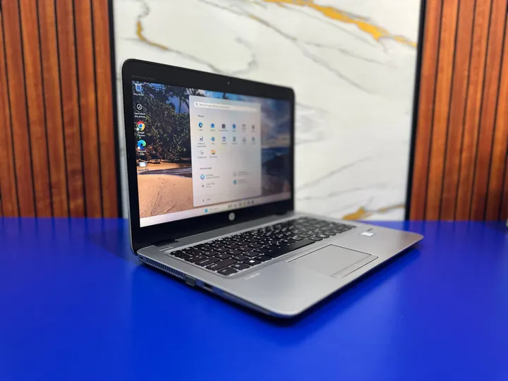 HP EliteBook 840 G3 i5 8GB – photo 8