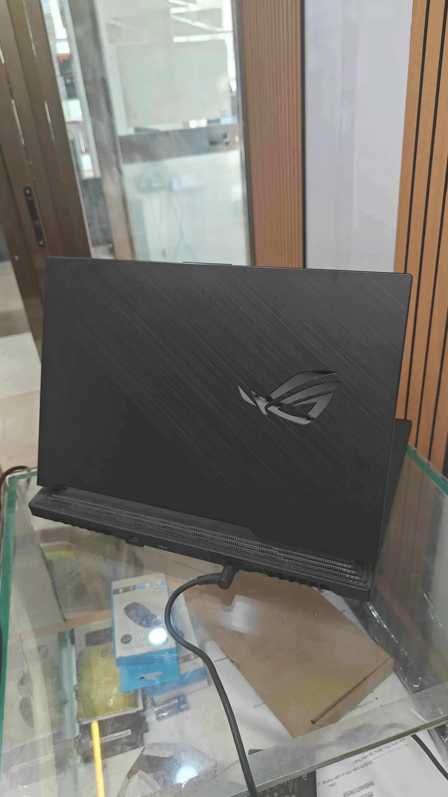 Asus ROG Strix i7 RTX 2060 Laptop – photo 6