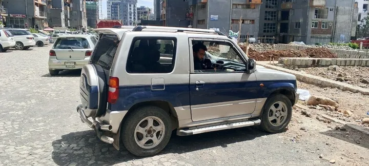 Mitsubishi Mini Pajero 2001 – photo 6
