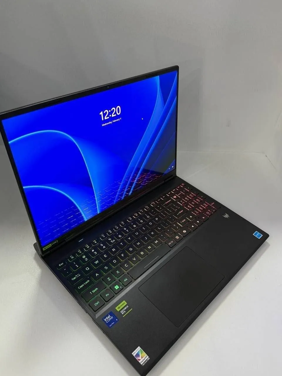 Acer Predator Helion Neo 16 Gaming Laptop – photo 4