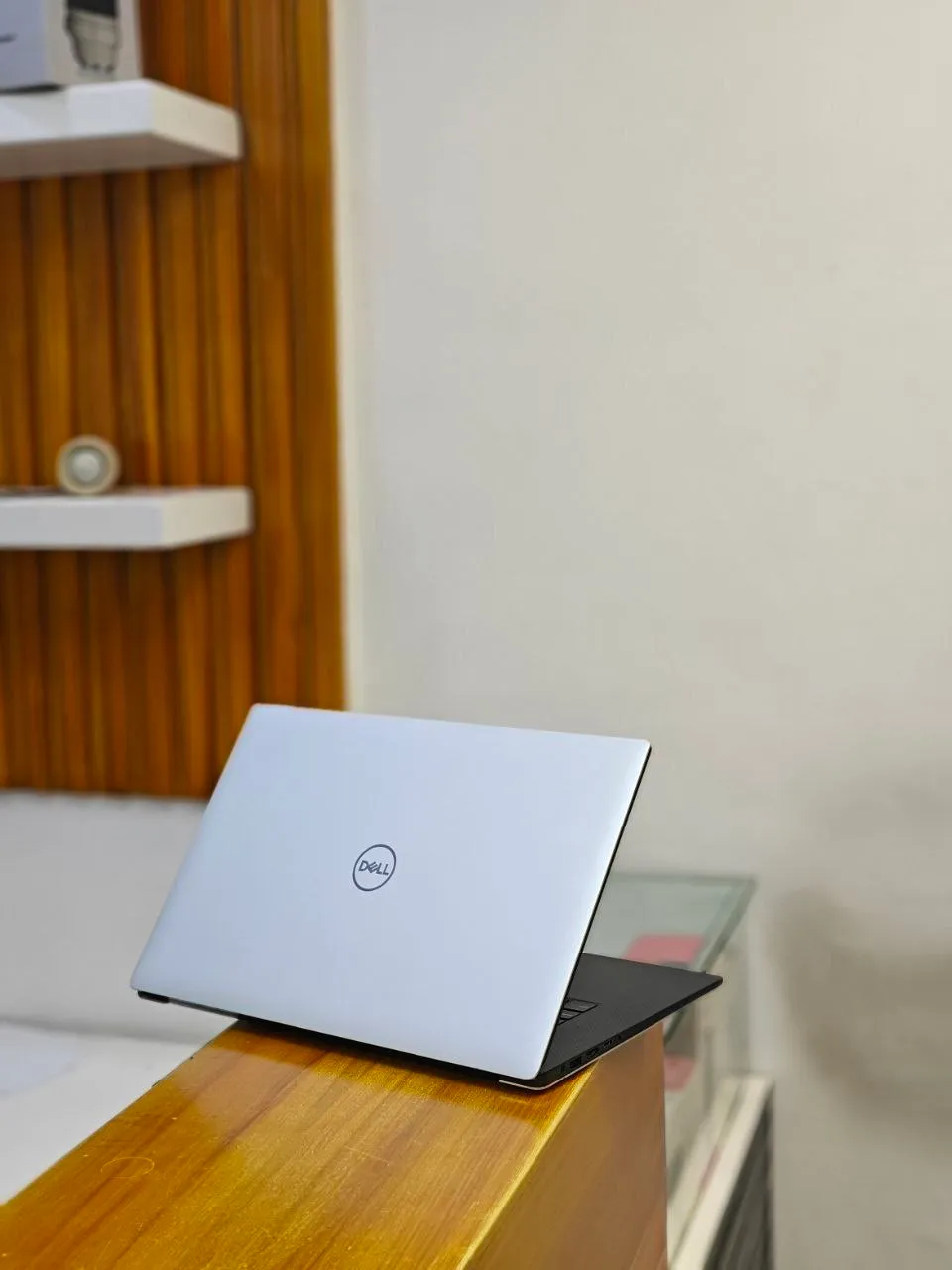 Dell Precision 5540 Core i9 Laptop – photo 4