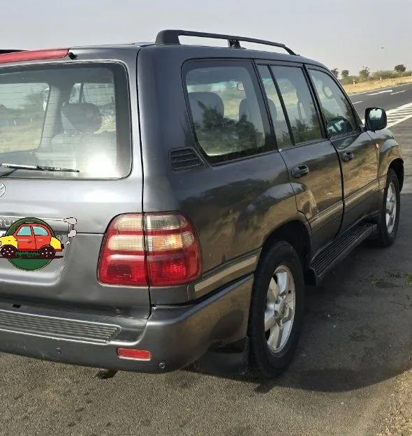 Toyota Landcruiser 105 Diesel Automatic – photo 4