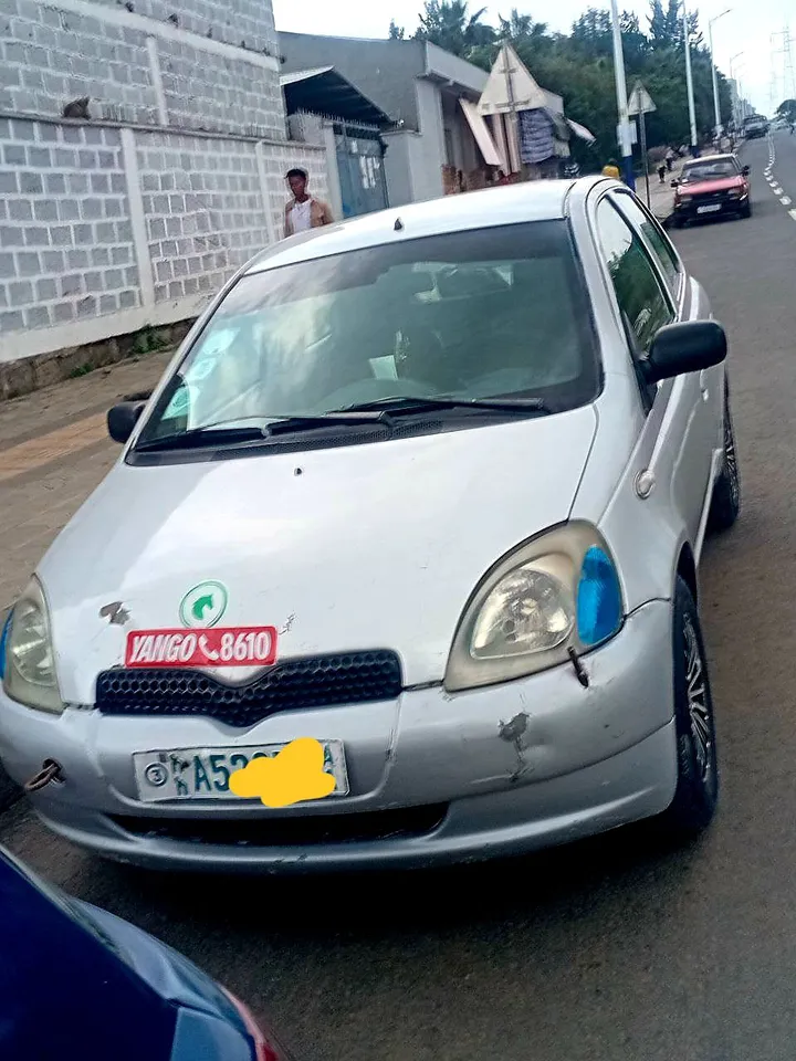 Toyota Vitz 1999 Automatic – photo 5