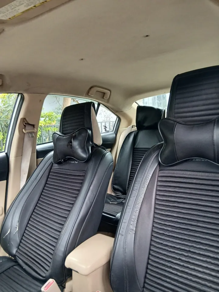 Toyota Yaris Sedan 2014 Automatic – photo 4
