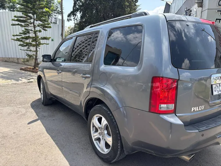 Honda Pilot 2012 Midsize SUV – photo 5