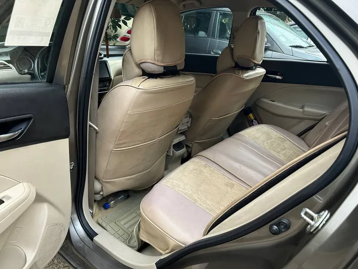Suzuki Dzire 2021 Automatic – photo 7