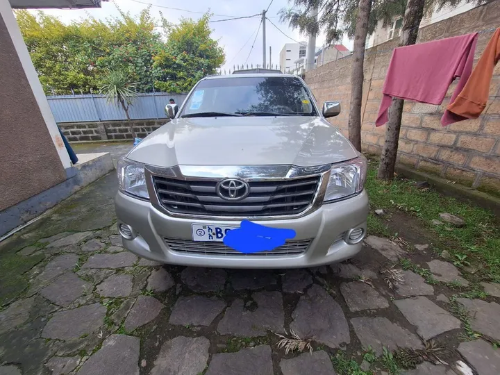Toyota Hilux Double Cab 2013 – photo 3