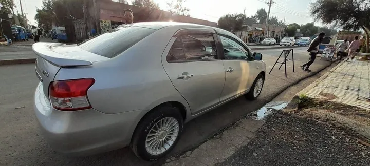 Toyota Yaris Belta 2008 Automatic – photo 3