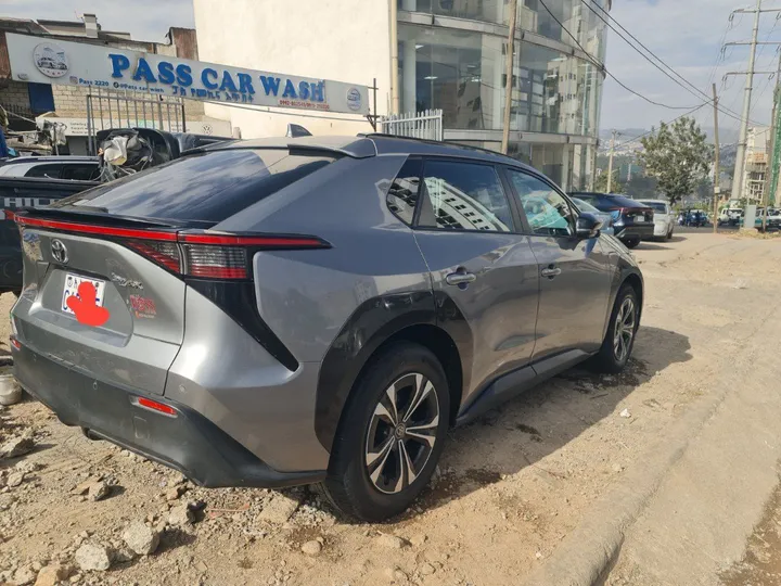 Toyota BZ4X 2022 Electric – photo 4