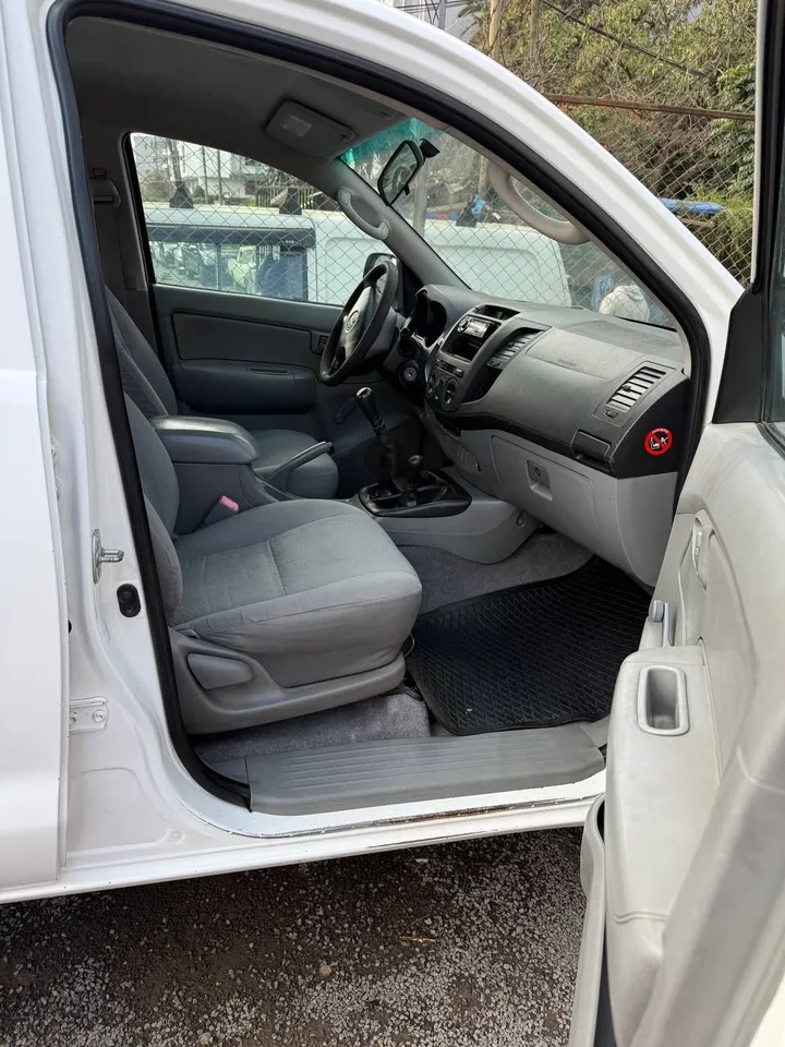 Toyota Hilux D4D Double Cab 2010 – photo 4