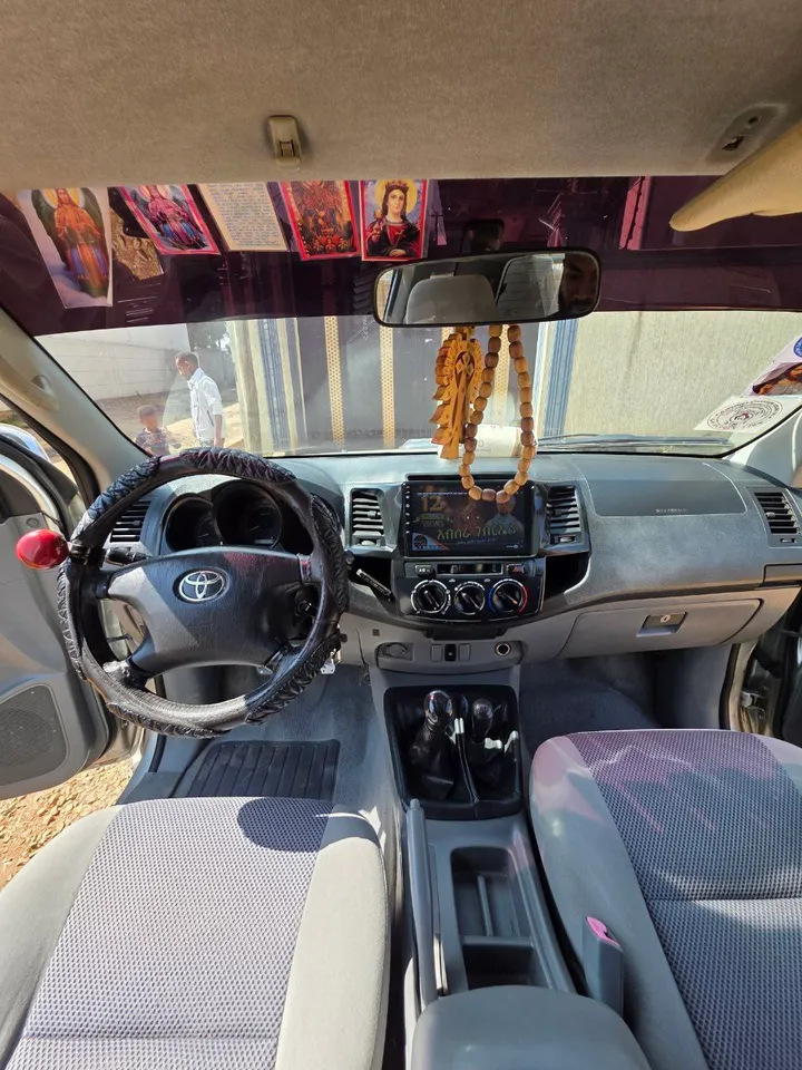 Toyota Hilux Kingcab 2011 Manual – photo 5