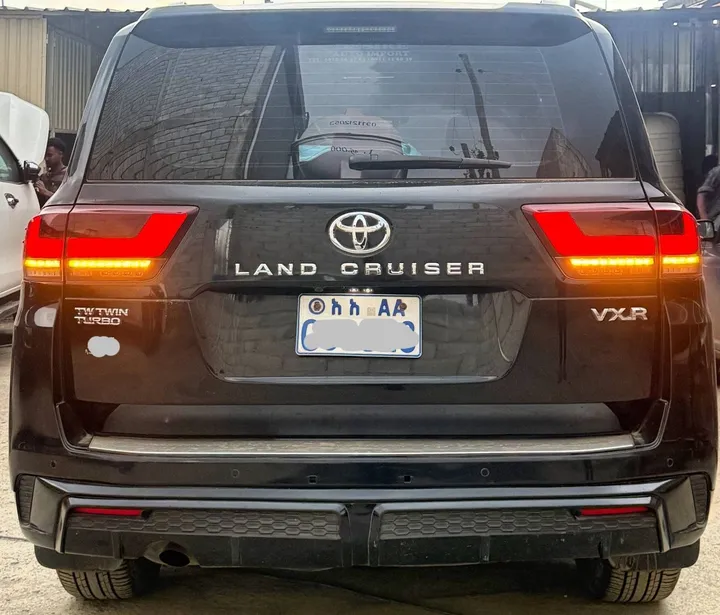 Toyota Landcruiser V-XR 2022 – photo 8