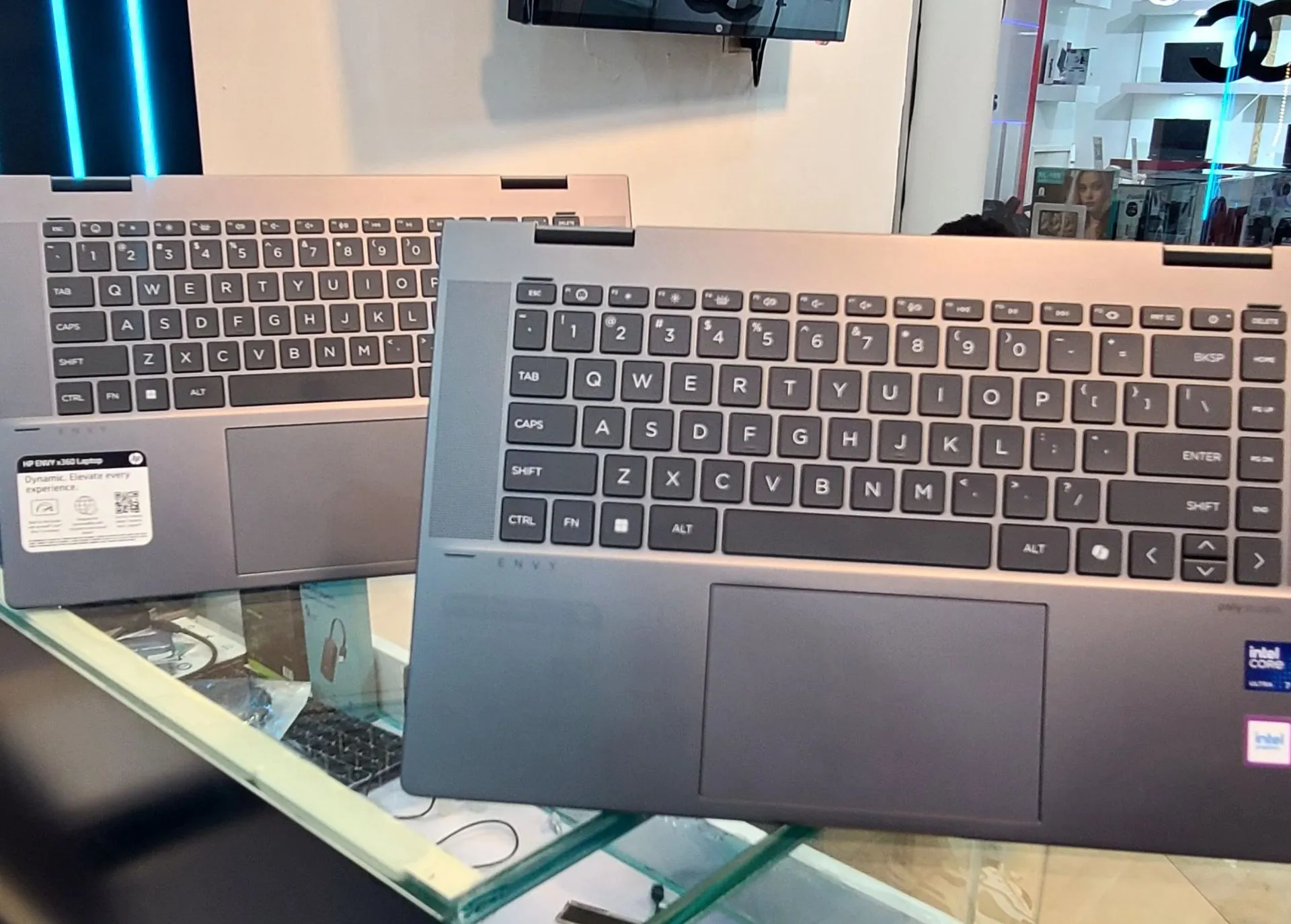 HP Envy x360 Ultra 7 Laptop – photo 3