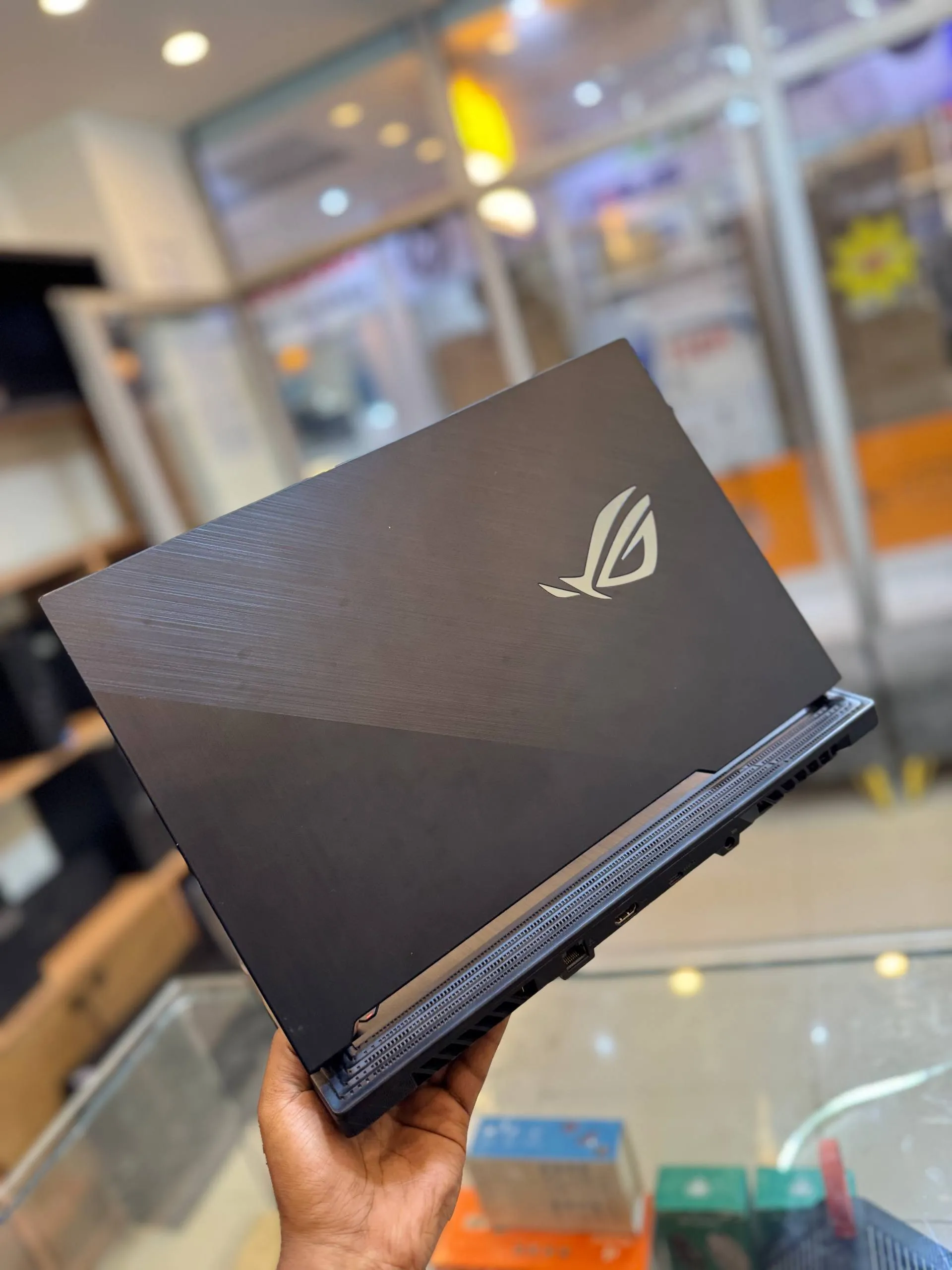 Asus ROG Strix Gaming Laptop – photo 3