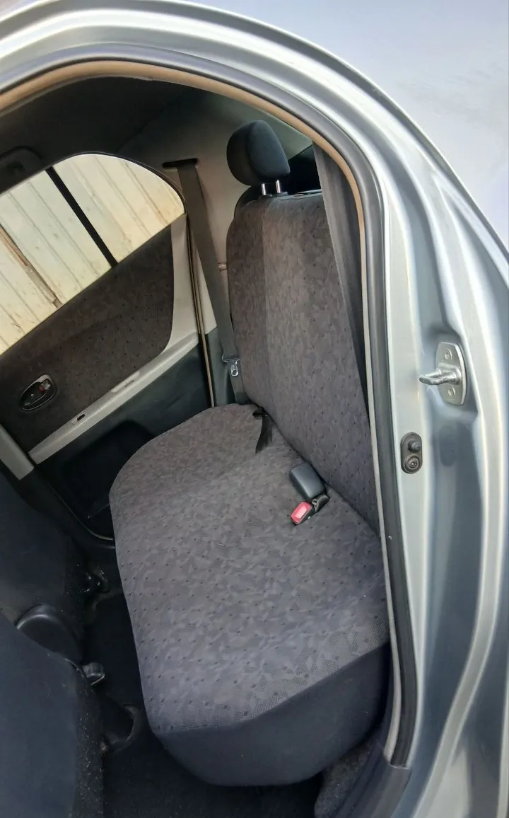 Toyota Yaris Compact Automatic 2008 – photo 4