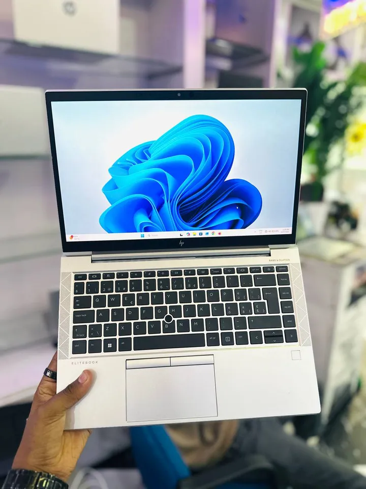 HP EliteBook 840 G8 Laptop – photo 3