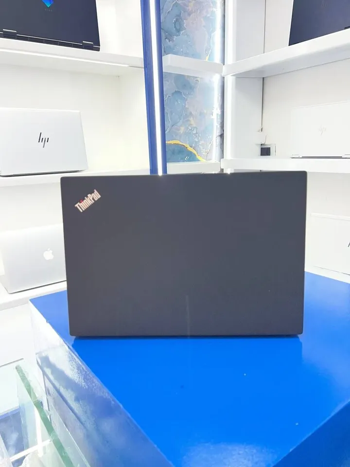 Lenovo ThinkPad T14s Gen 1 – photo 4