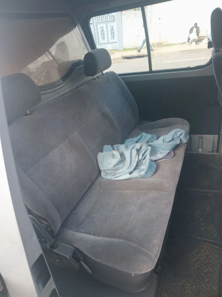 Toyota D4D Van 2006 – photo 5
