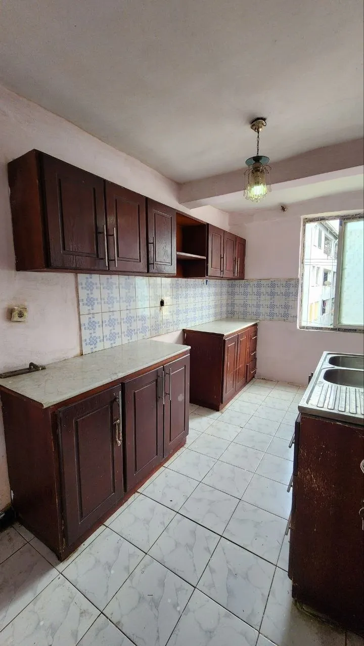 3-Bedroom Summit Condominium 103 sqm – photo 4