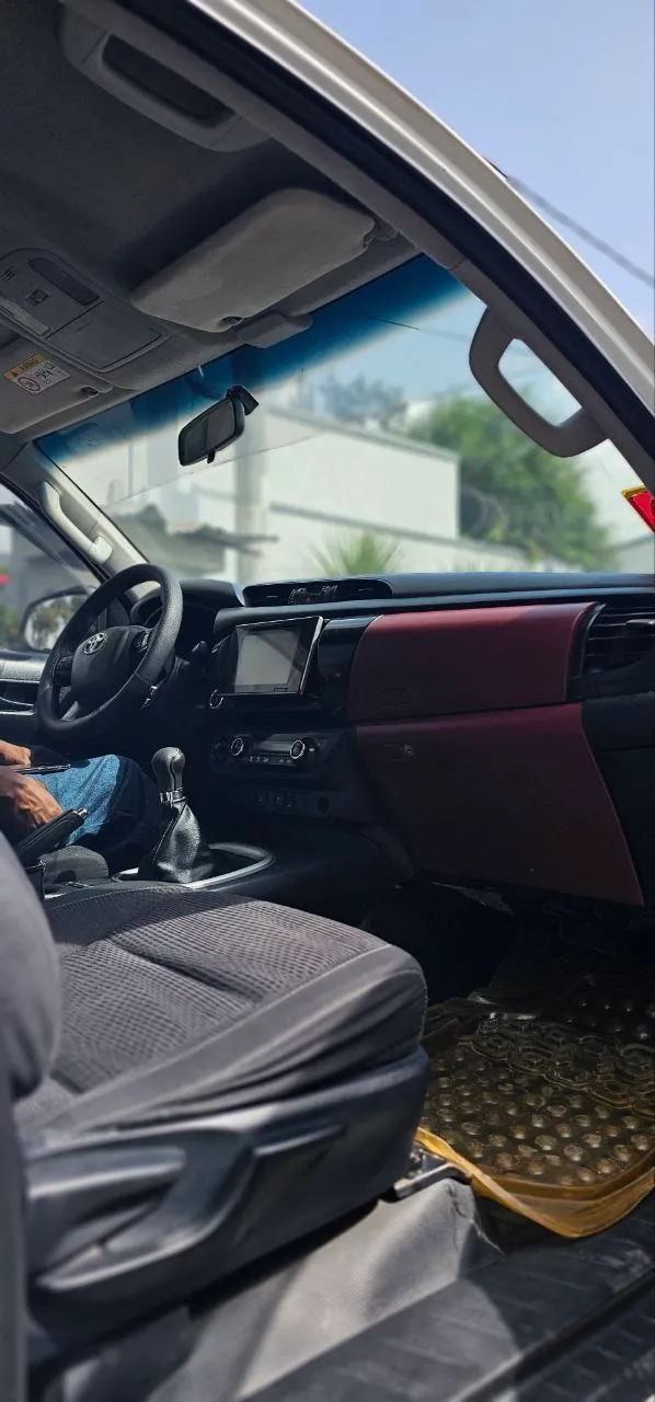 Toyota Revo King Cab 2017 – photo 4