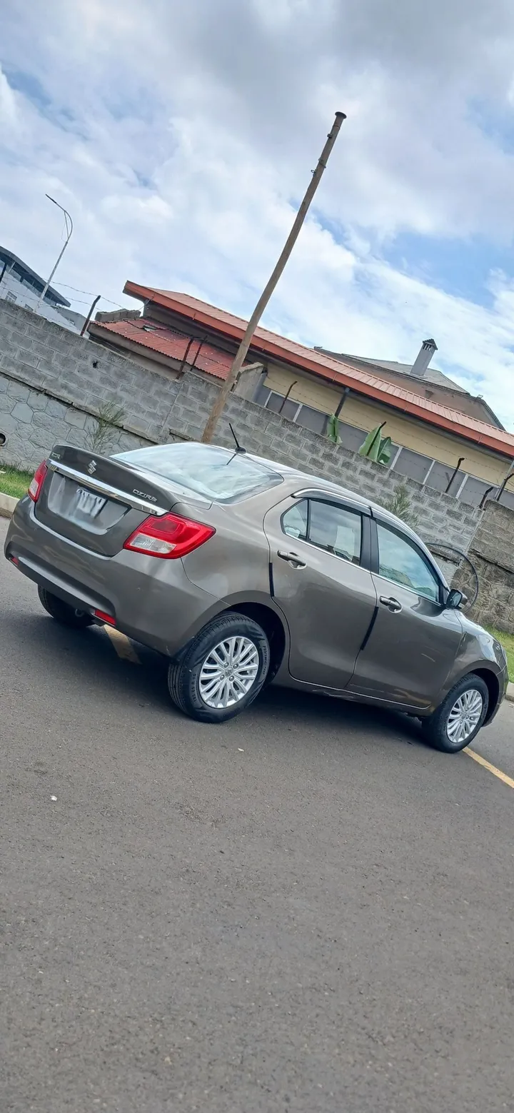 Suzuki Dzire 2022 Sedan – photo 4