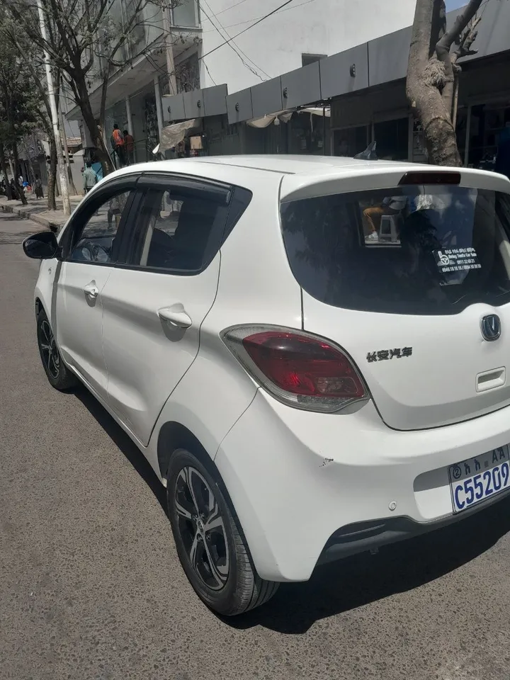 2023 Hatchback Electric Car – photo 3