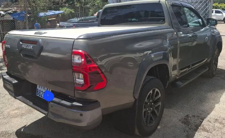 Toyota Invincible Extra Cab 2021 – photo 4